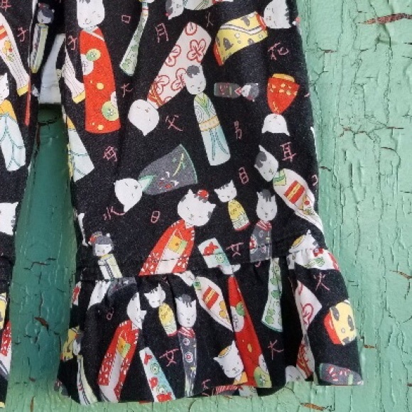 😻Children’s Fun Asian Kitty Cat theme Ruffle Pants - Picture 2 of 8